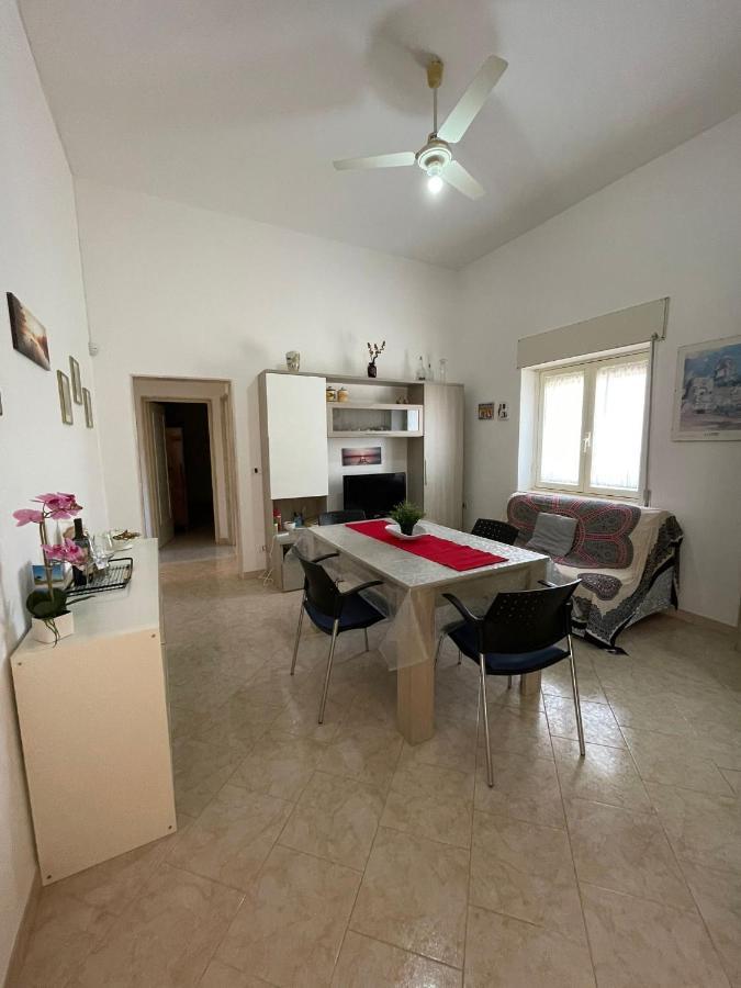 Villa Carmela A San Pietro In Bevagna Exteriör bild